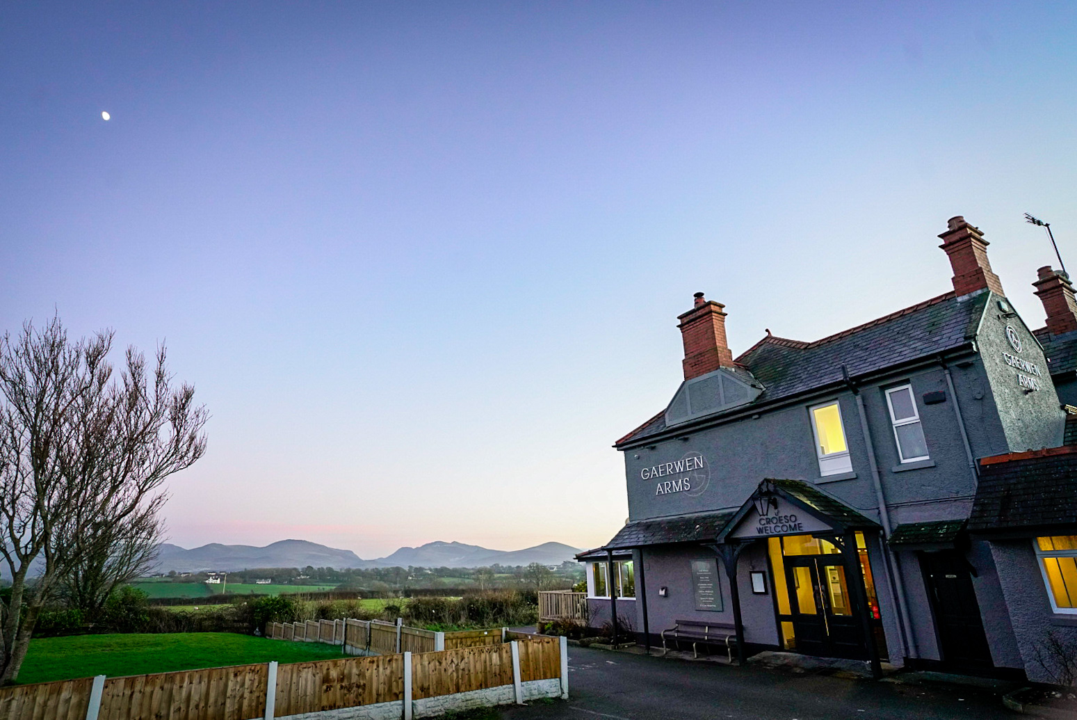 North Wales Drive & Lunch Image 1